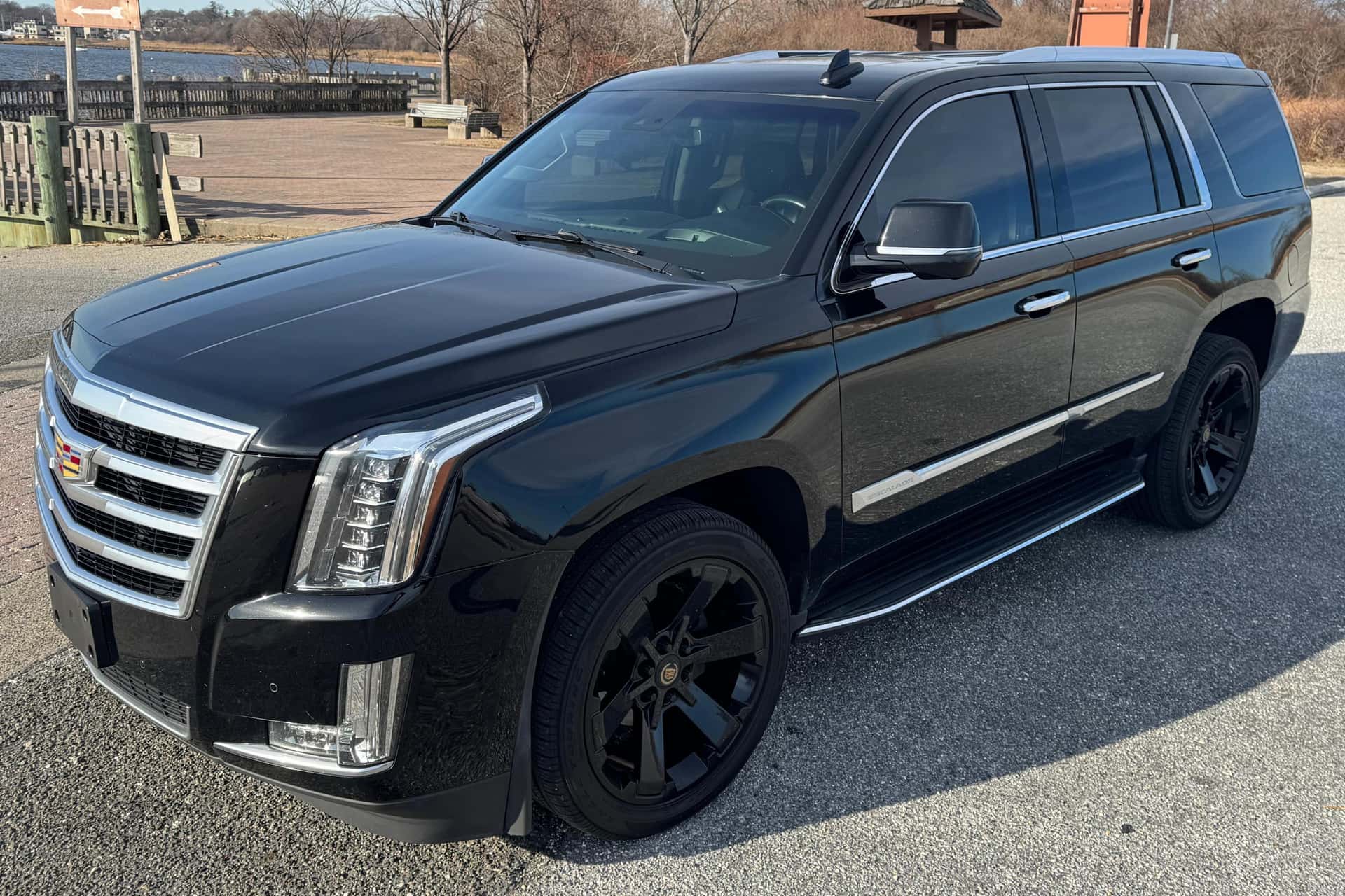 2020 Cadillac Escalade sold for $17,900