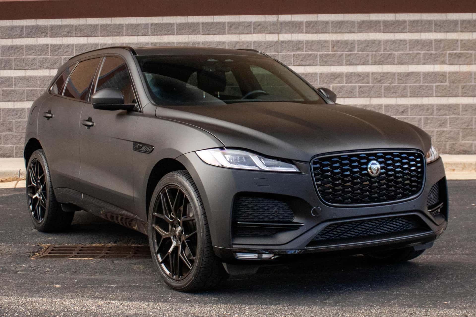 2022 Jaguar F-Pace sold for $27,000
