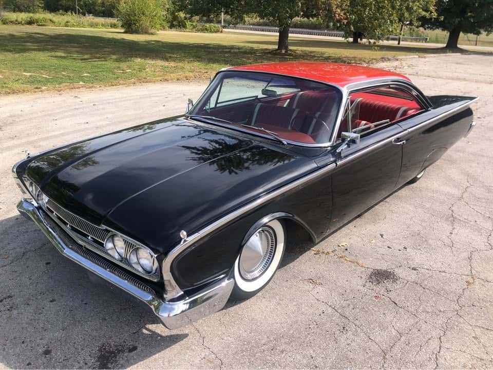 1960 Ford Galaxie sold for $25,750