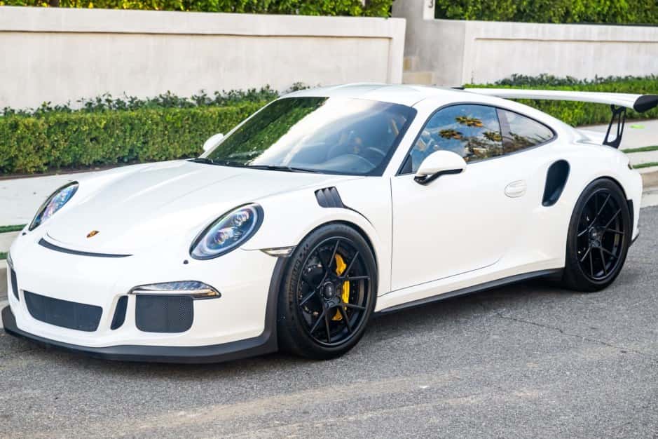 2016 Porsche 991 911 GT3 sold for $208,000