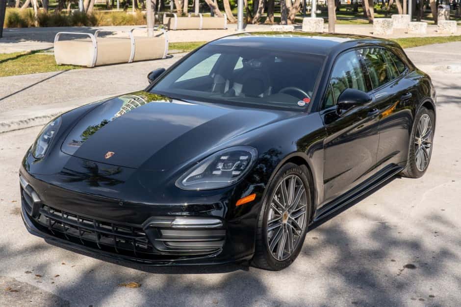 2020 Porsche Panamera sold for $44,000