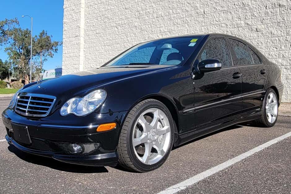 2007 Mercedes-Benz W203 C-Class sold for $8,300