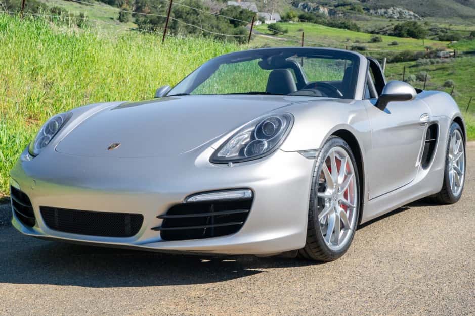 2013 Porsche 981 Boxster sold for $33,500