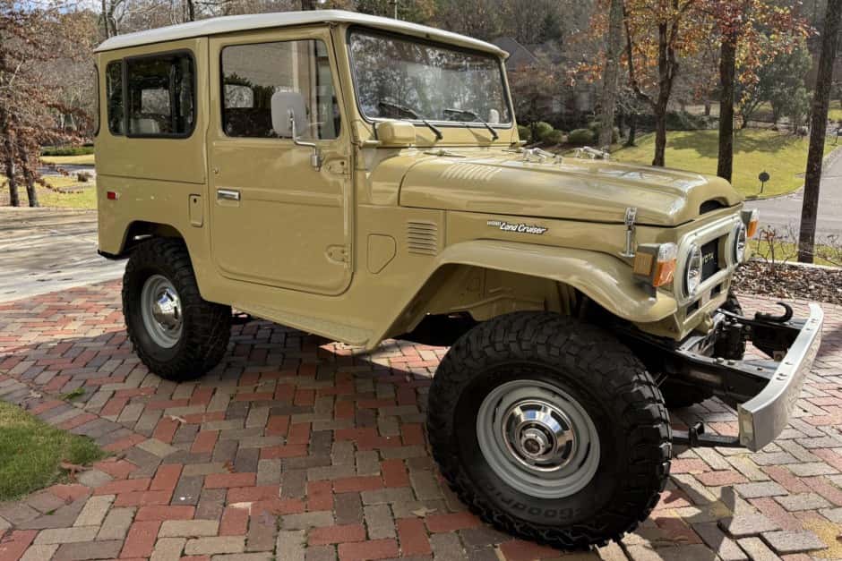 1978 Toyota Land Cruiser FJ40 sold for $33,500