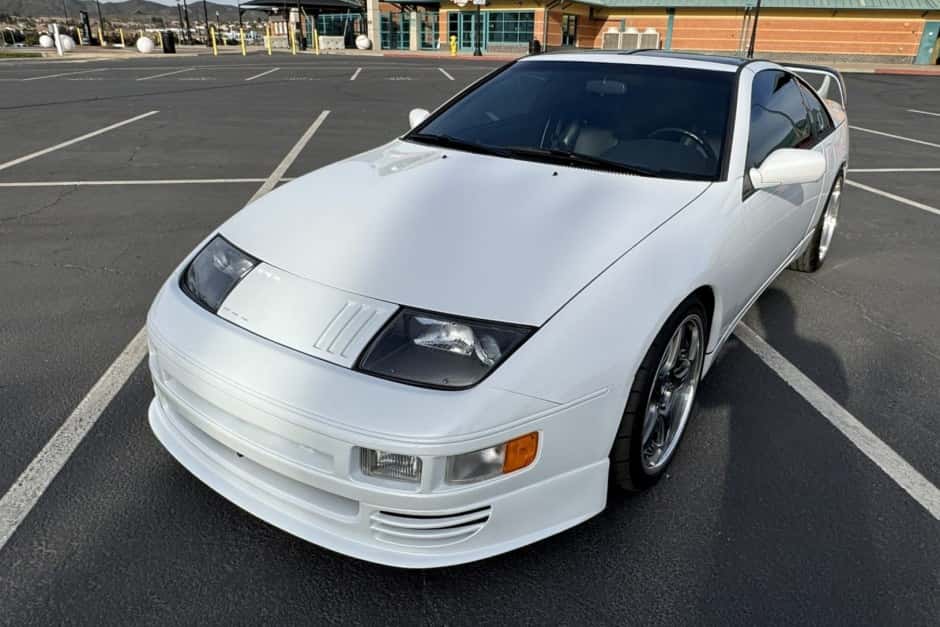 1996 Nissan Z32 300ZX sold for $12,000