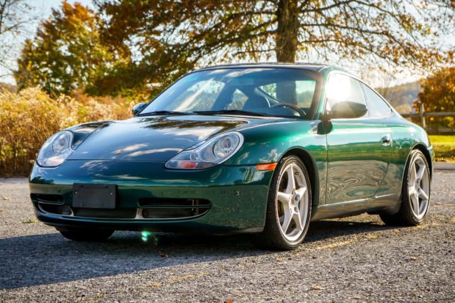 2000 Porsche 996 911 Carrera sold for $34,716