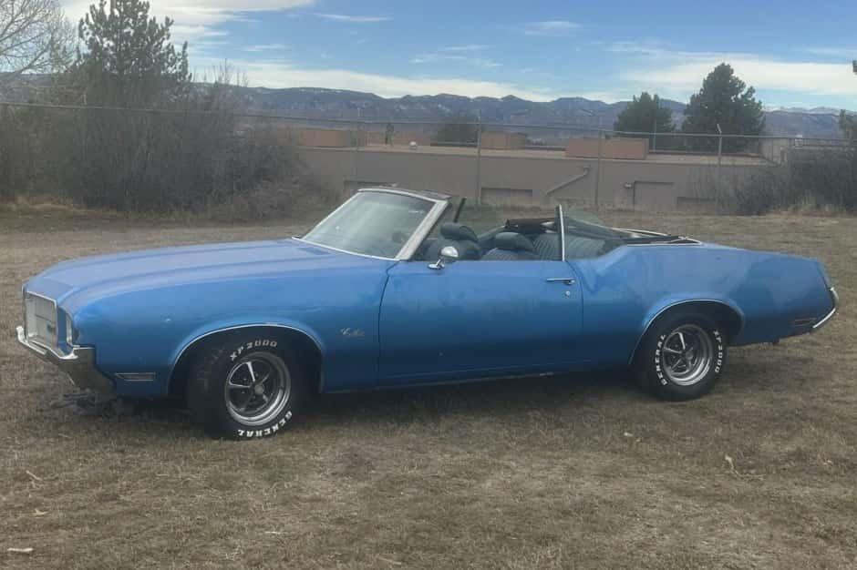 1971 Oldsmobile Cutlass sold for $6,000