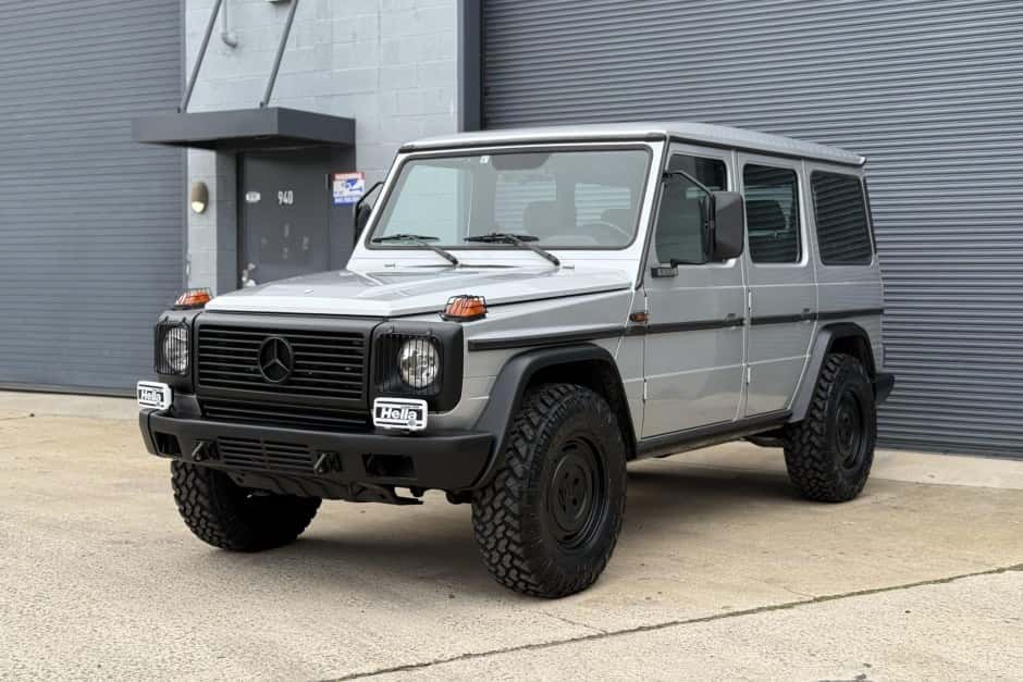 1995 Mercedes-Benz W463 G-Class (1990-2018) sold for $71,000