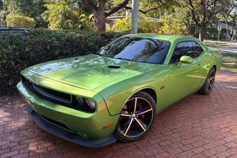 2011 Dodge Challenger SRT8 & 392 sold for $9,900