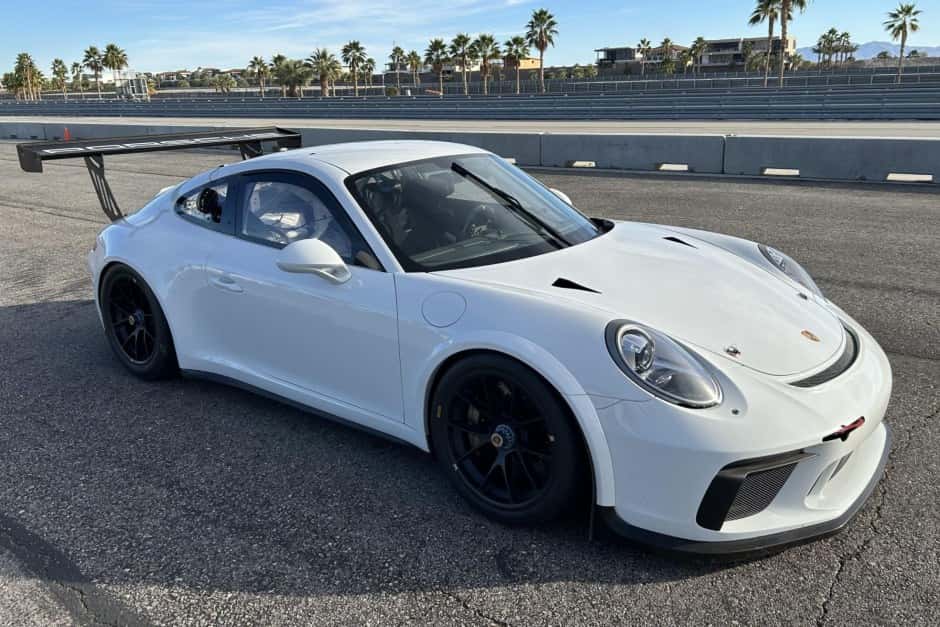 2019 Porsche 991 911 GT3 sold for $137,000