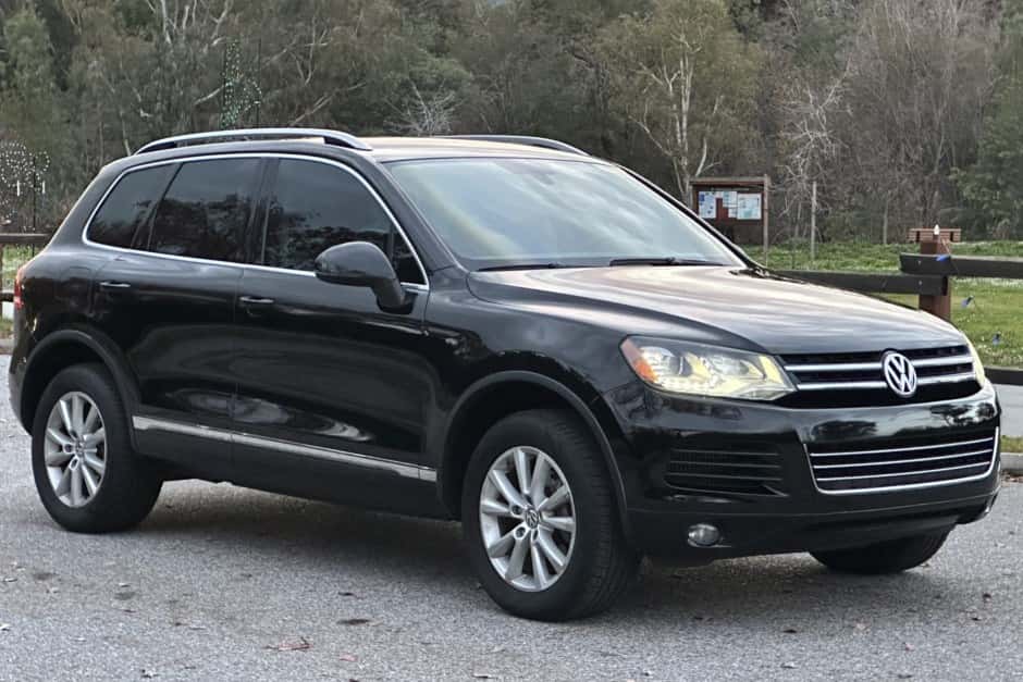 2014 Volkswagen Touareg sold for $22,000