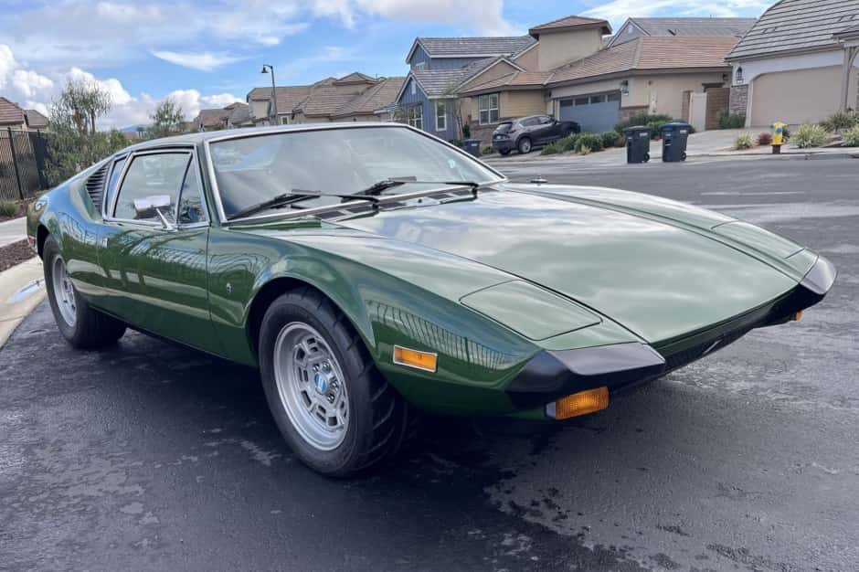 1974 DeTomaso Pantera sold for $118,000