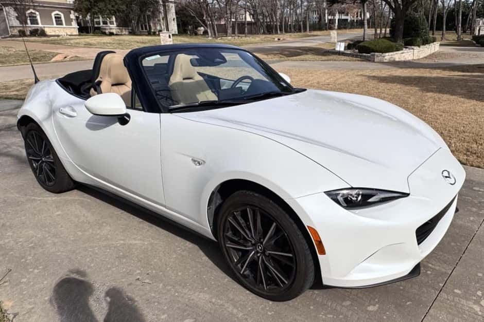 2024 Mazda ND MX-5 Miata sold for $25,678