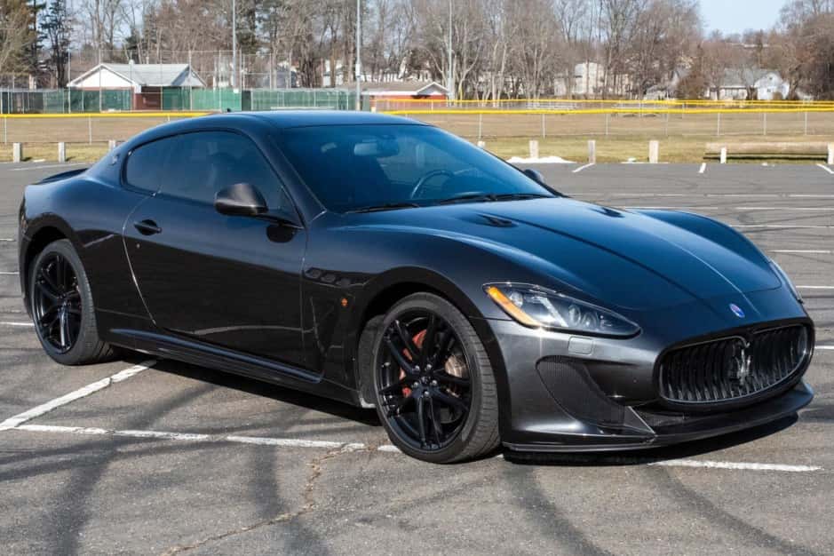 2013 Maserati GranTurismo sold for $33,000