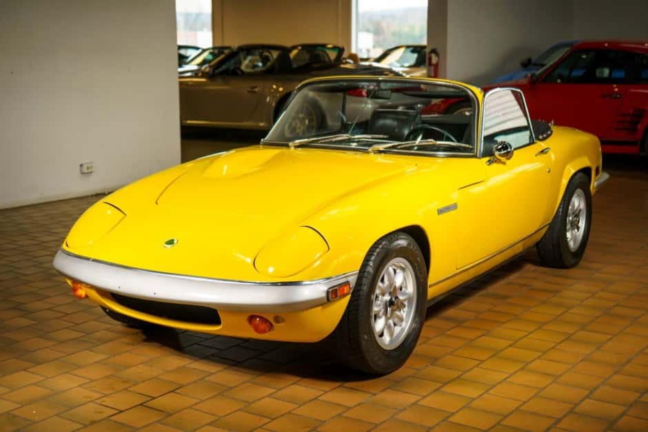 1971 Lotus Elan (1962-1975) sold for $33,500
