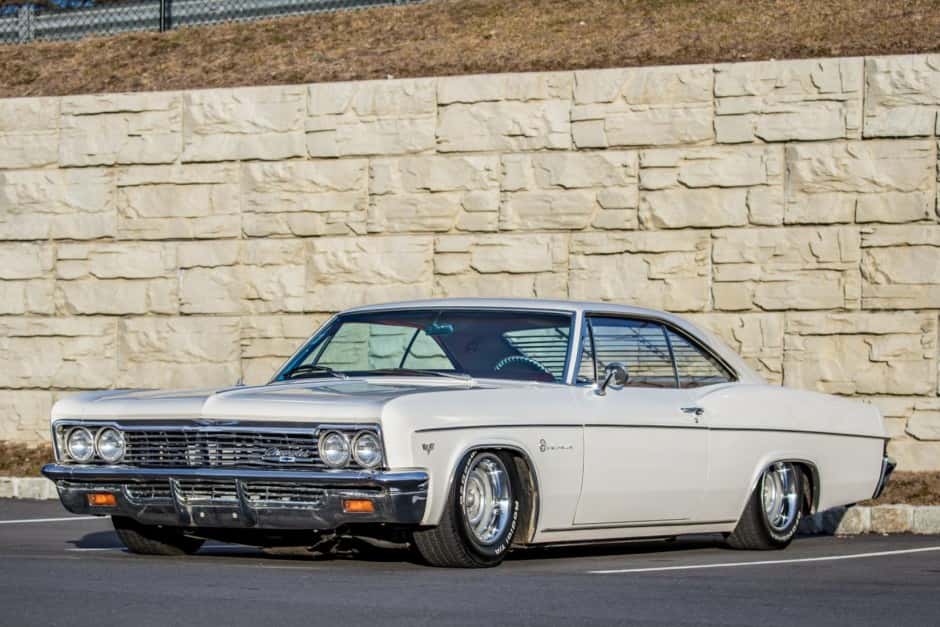 1966 Chevrolet Impala (1961-1964) sold for $22,000