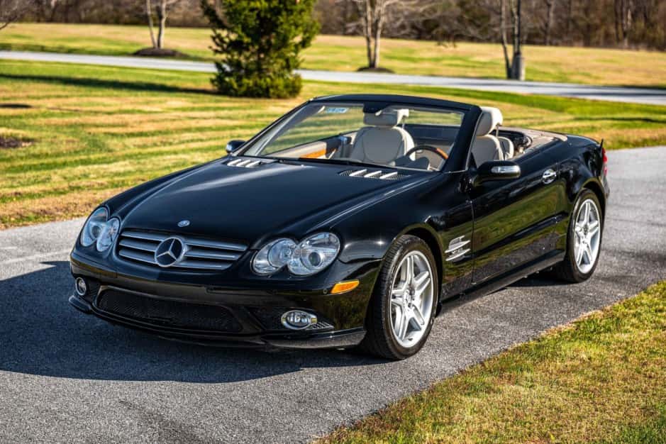 2008 Mercedes-Benz R230 SL sold for $25,800