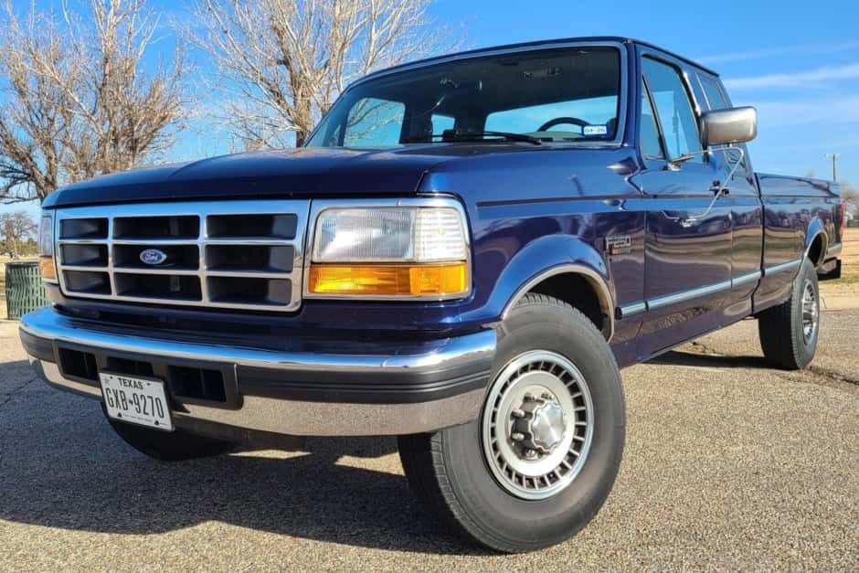 1994 Ford F-Series 1992-1997 sold for $15,500