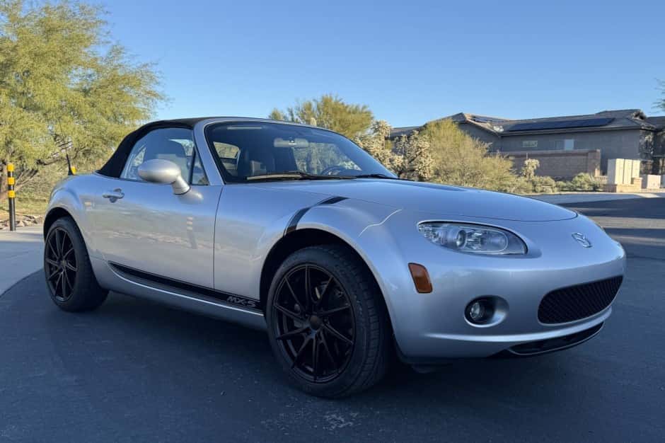 2008 Mazda NC MX-5 Miata sold for $13,750