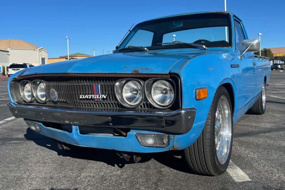 1976 Datsun Pickup sold for $11,000