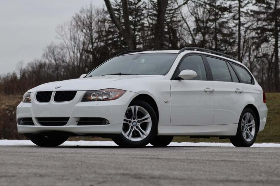 2008 BMW E91 3-Series Touring sold for $9,700