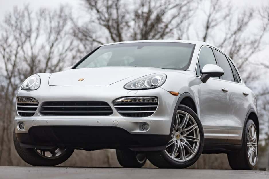 2014 Porsche 958 Cayenne (2011-2018) sold for $25,500