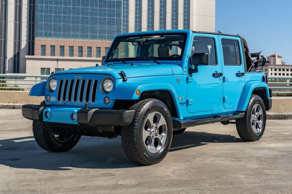 2017 Jeep Wrangler JK (2007-2018) sold for $28,000