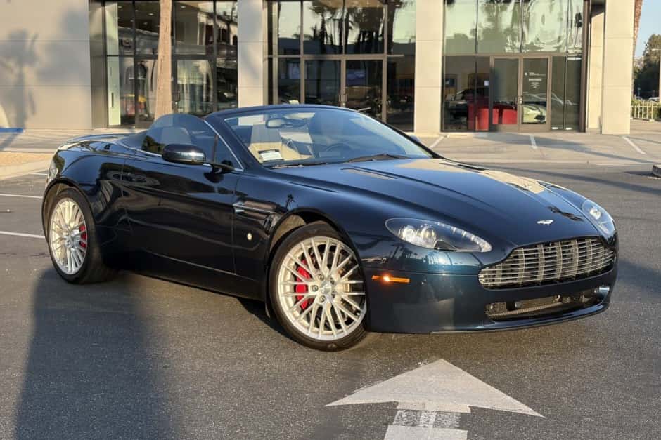2009 Aston Martin V8 Vantage (2006+) sold for $31,888