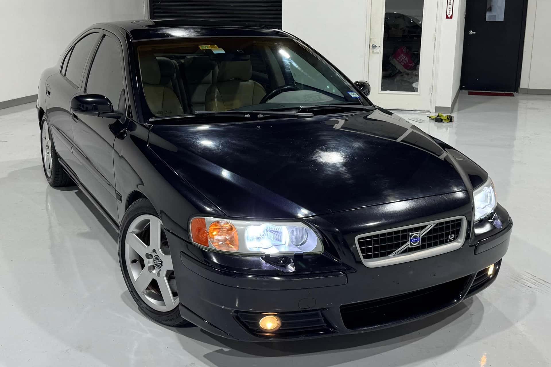 2005 Volvo S60 sold for $6,000