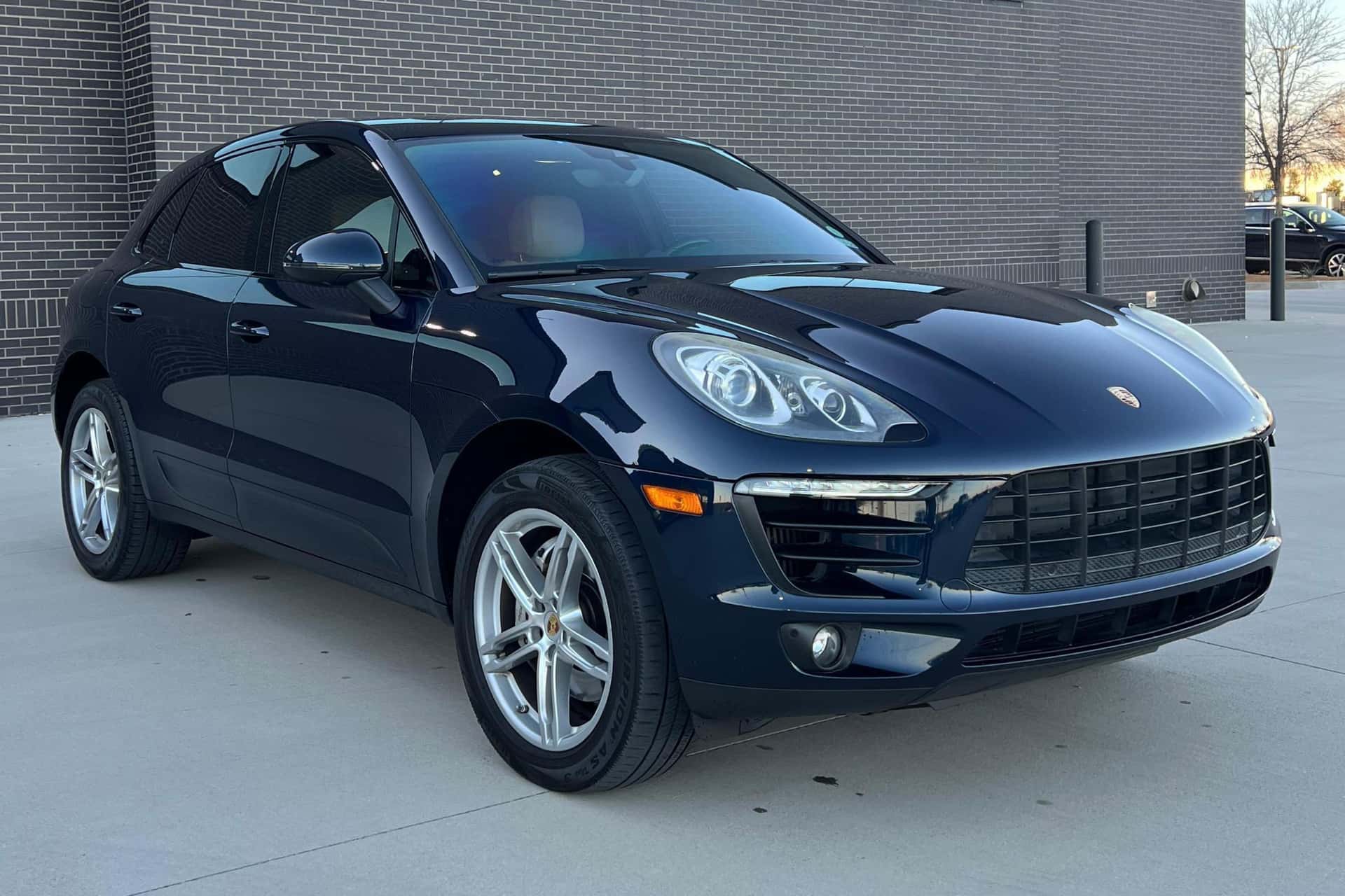2017 Porsche Macan sold for $23,250