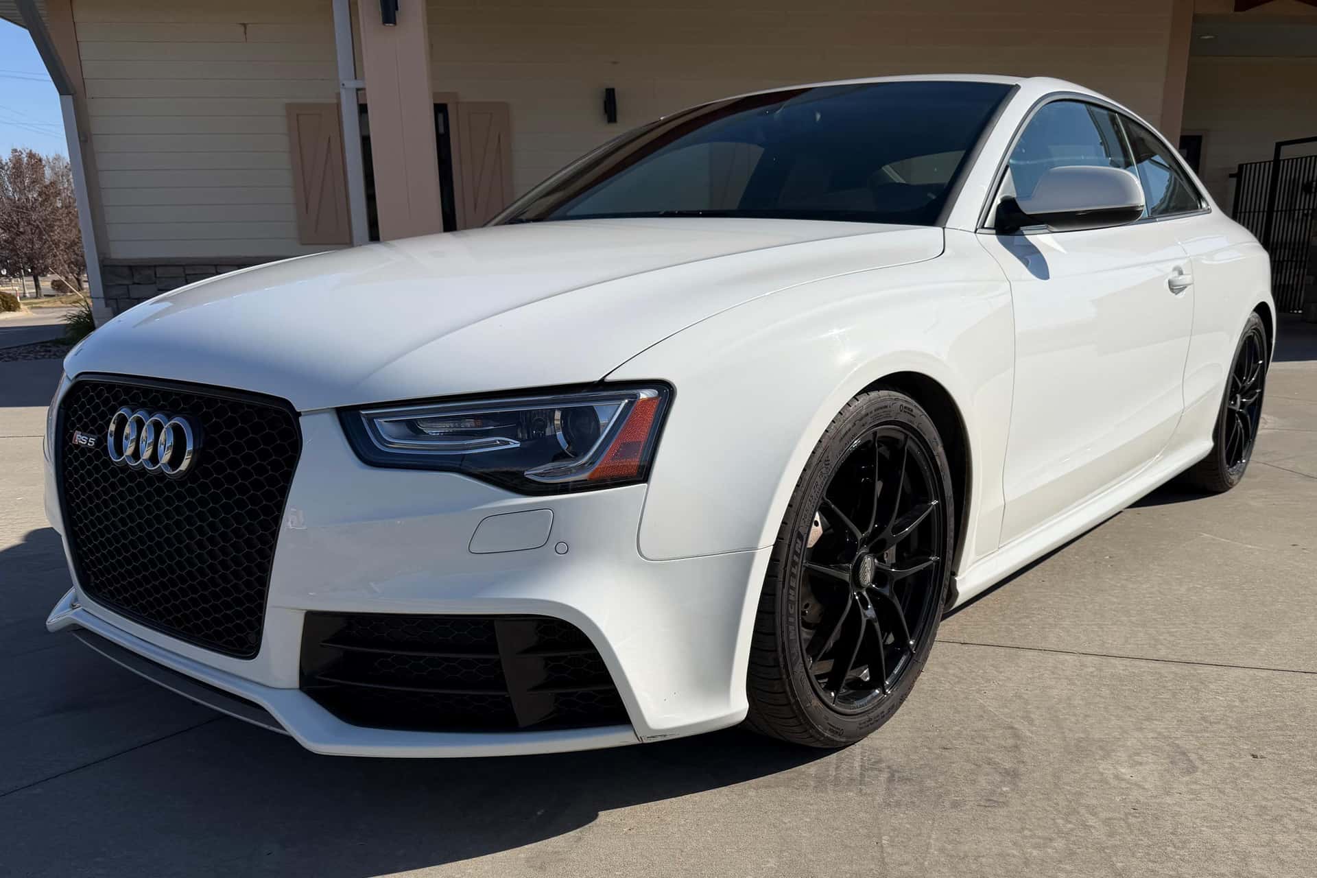 2013 Audi RS5 sold for $22,102