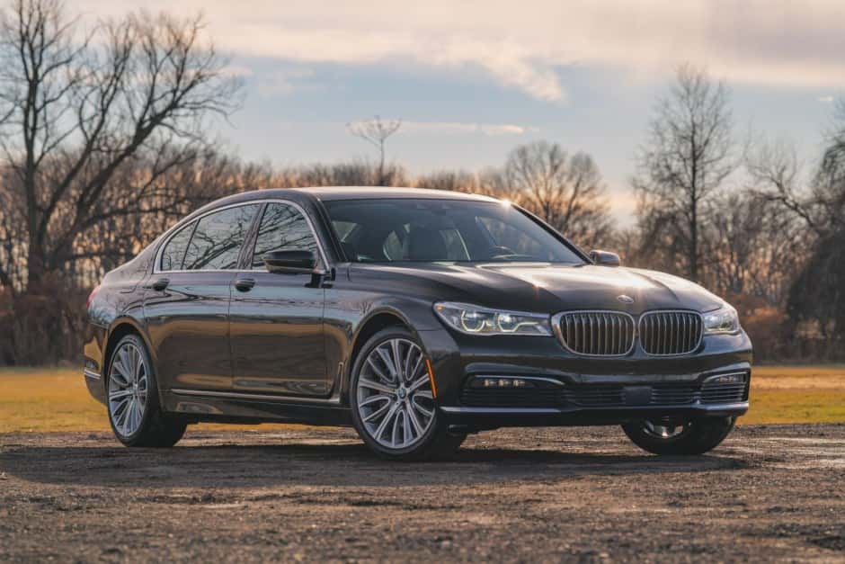 2016 BMW G11/G12 7-Series sold for $22,750