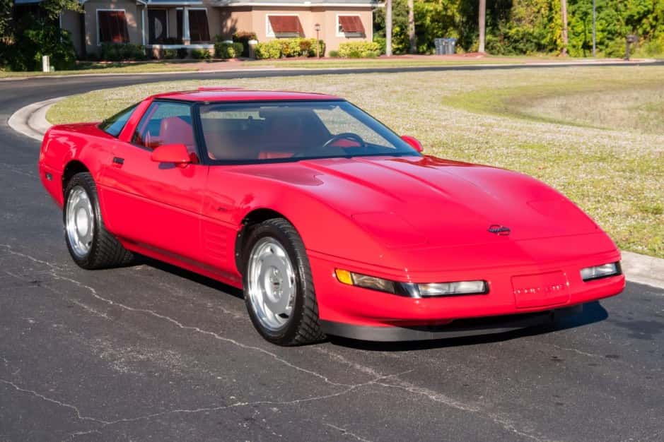 1992 Chevrolet Corvette C4 ZR-1 sold for $40,500