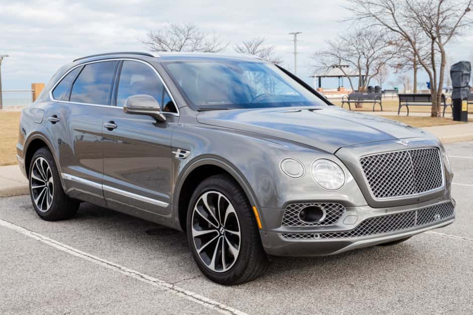 2017 Bentley Bentayga sold for $54,777