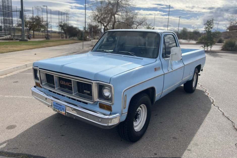 1973 GMC C/K 1973-1991 sold for $8,108