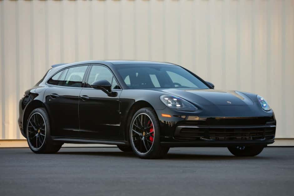 2018 Porsche Panamera sold for $70,000