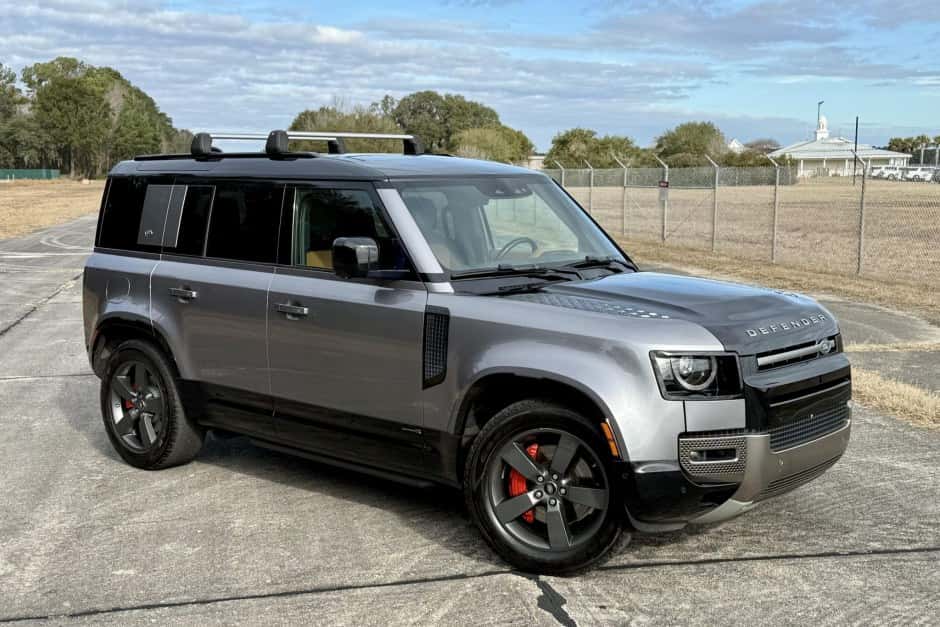 2020 Land Rover Defender L663 sold for $41,000
