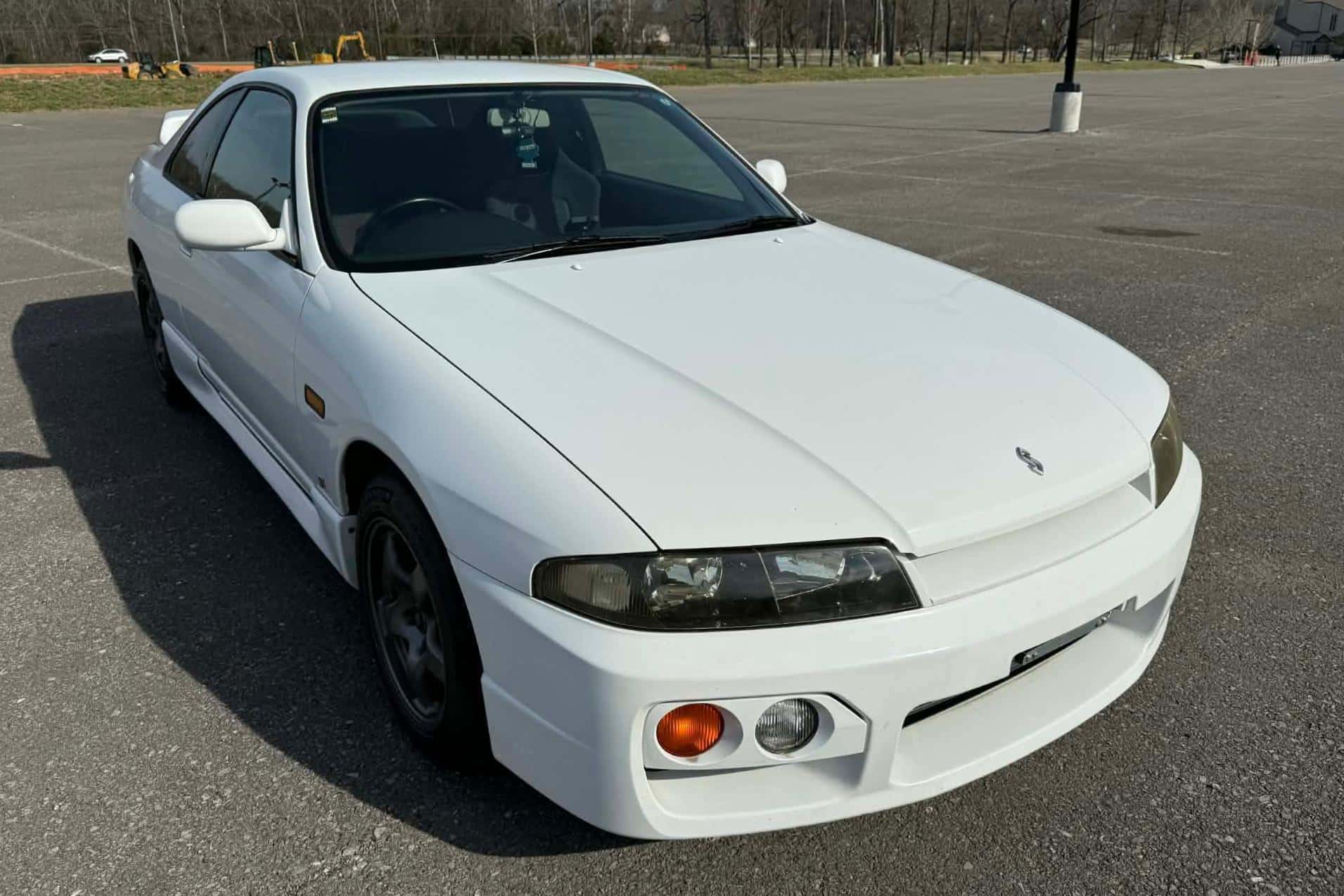 1997 Nissan R33 Skyline sold for $16,250