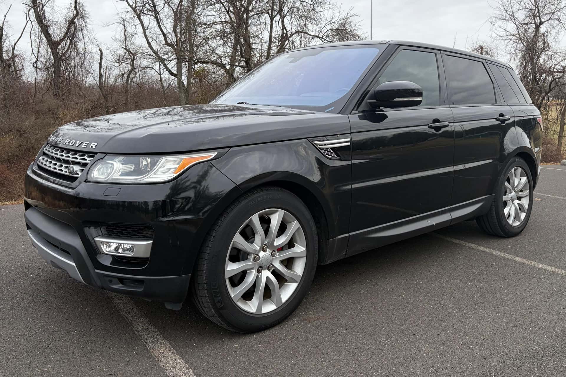 2016 Land Rover Range Rover Sport sold for $13,000