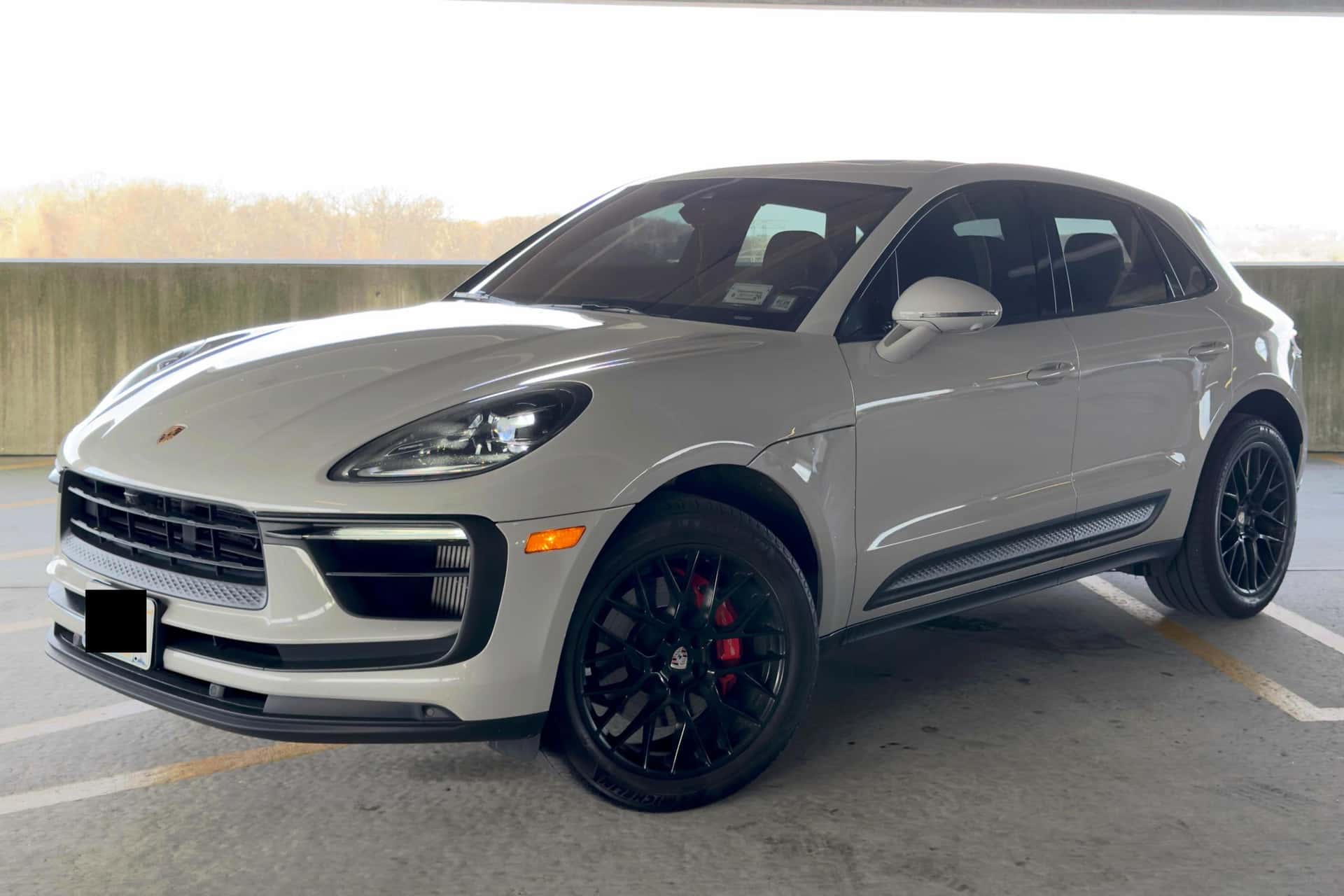 2022 Porsche Macan sold for $31,000