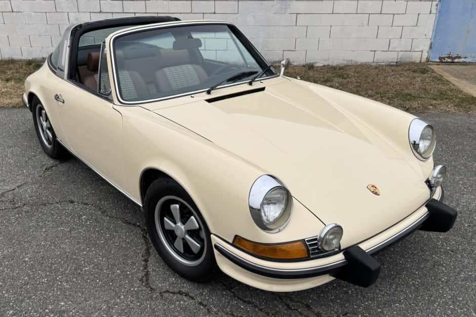 1973 Porsche LWB 911T (1969-1973) sold for $90,000