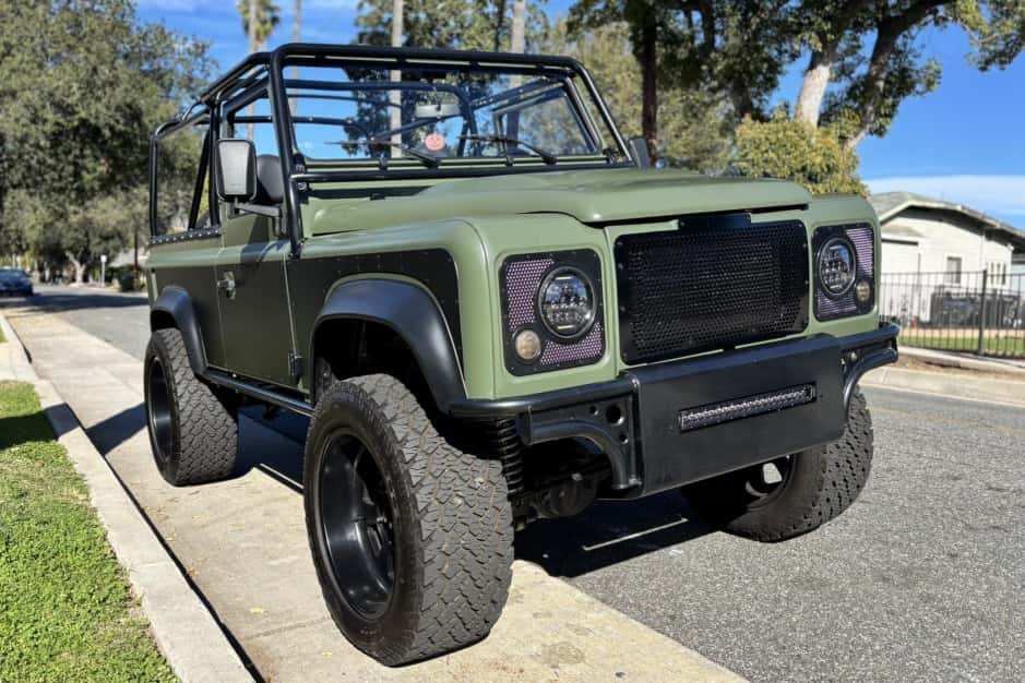 1995 Land Rover Defender 90 NAS sold for $45,250