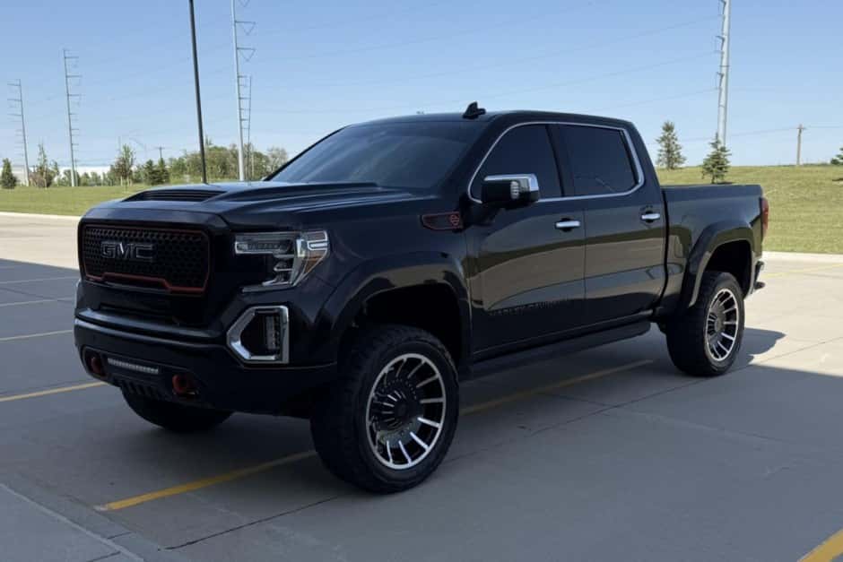 2022 GMC Sierra (T1XX 2019+) sold for $52,000
