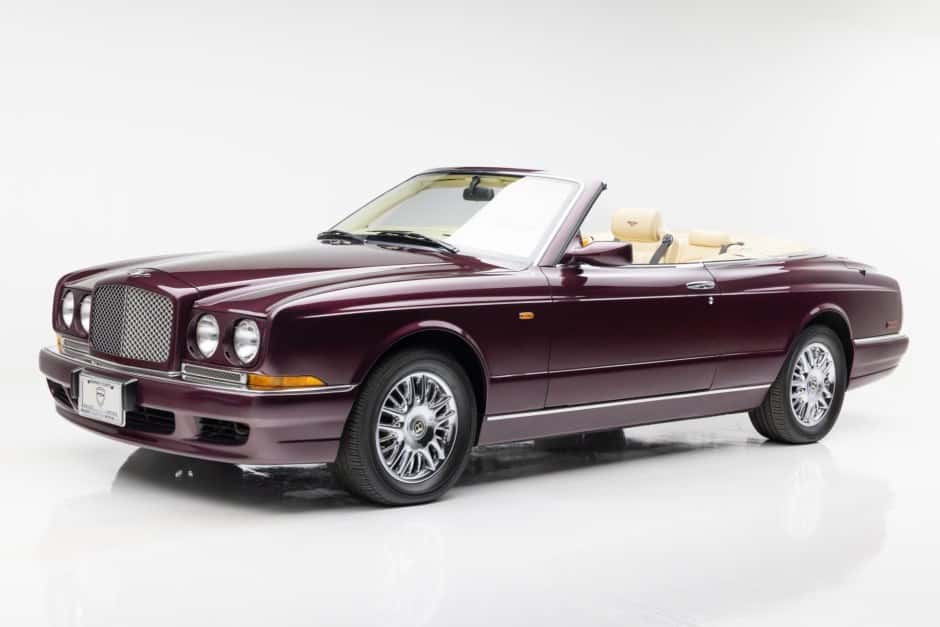 2000 Bentley Azure sold for $42,103