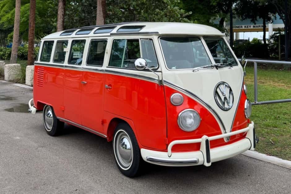 1975 Volkswagen Split-Window Bus sold for $29,500