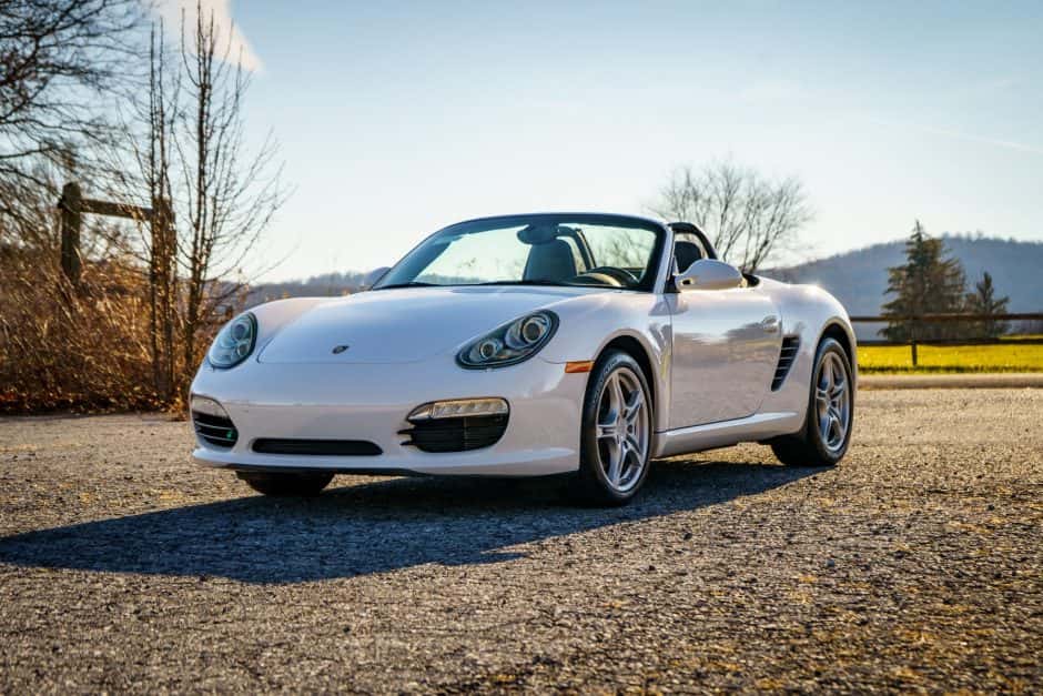 2010 Porsche 987 Boxster sold for $34,500
