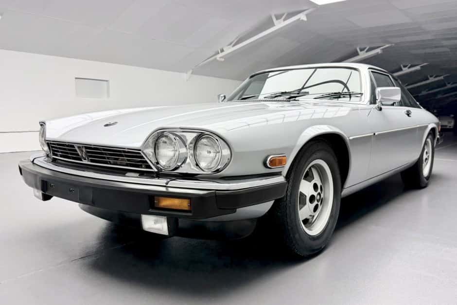 1985 Jaguar XJS sold for $15,850