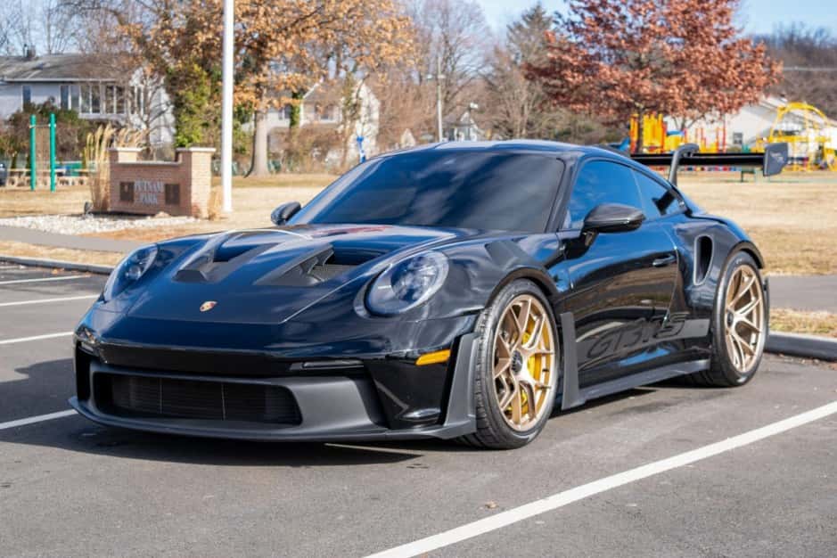 2025 Porsche 992 911 GT3 sold for $390,000