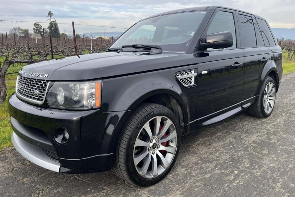 2013 Land Rover Range Rover Sport L320 sold for $11,000