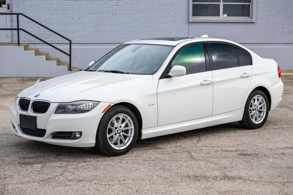 2010 BMW E90 3-Series Sedan sold for $6,700